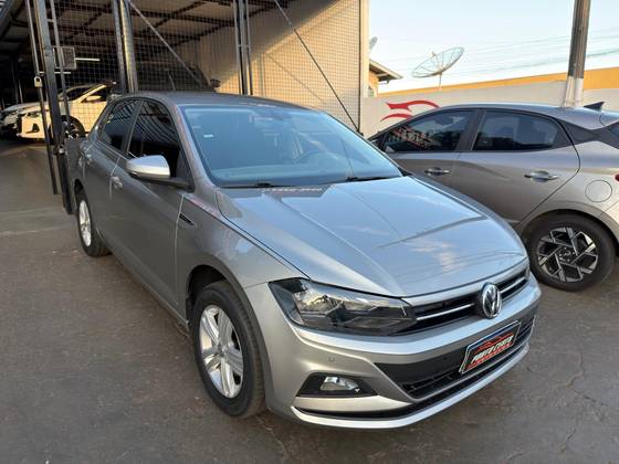 VOLKSWAGEN POLO 1.0 200 TSI COMFORTLINE AUTOMÁTICO